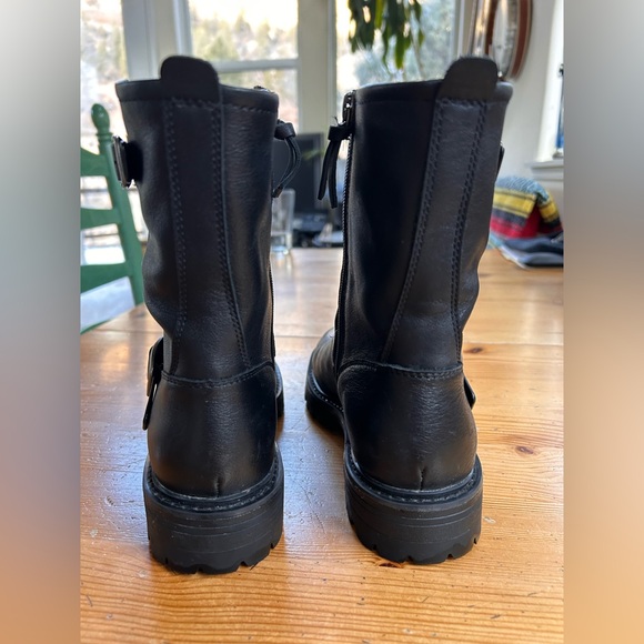 🌟 Sofft Shoes Amberlynn booties, size 7, excellent condition. - Picture 4 of 5